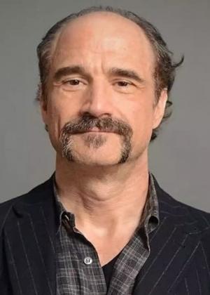 Elias Koteas